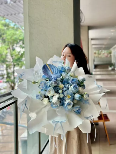 Whispers In Blue (Fresh Flower)