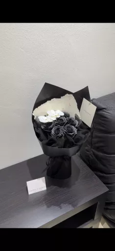 Midnight Black Rose Soap Flower Bouquet🖤