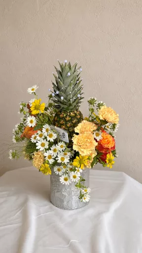 Ong Ong Lai Pineapple Opening Flower Bucket