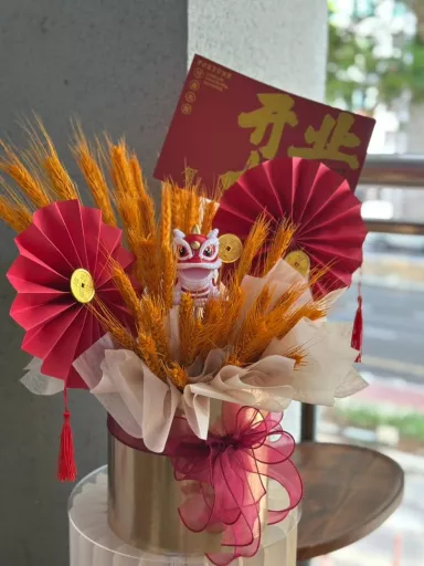Lion Dance Of Prosperity (Soap Flower)