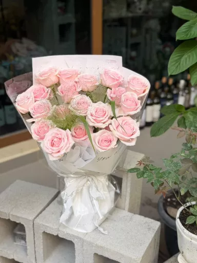 Pink Rose Bouquet (Fresh Flower)