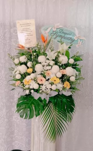 condelences wreath jb