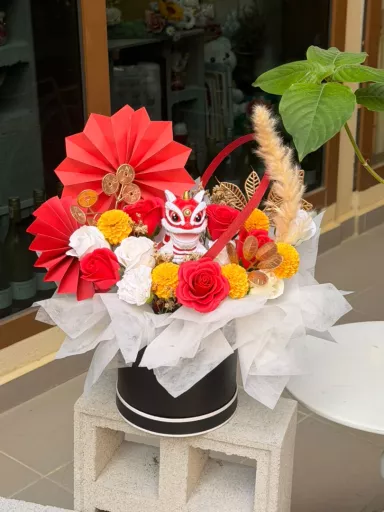 Prosperity Lion Dance Bloom Box (Soap Flower)