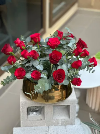 Red Rose & Eucalyptus Floral Arrangement Pot (Fresh Flower)