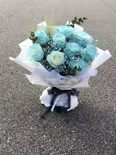 Blue Rose Bouquet