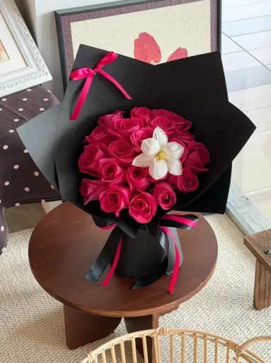 Fuchsia Noir